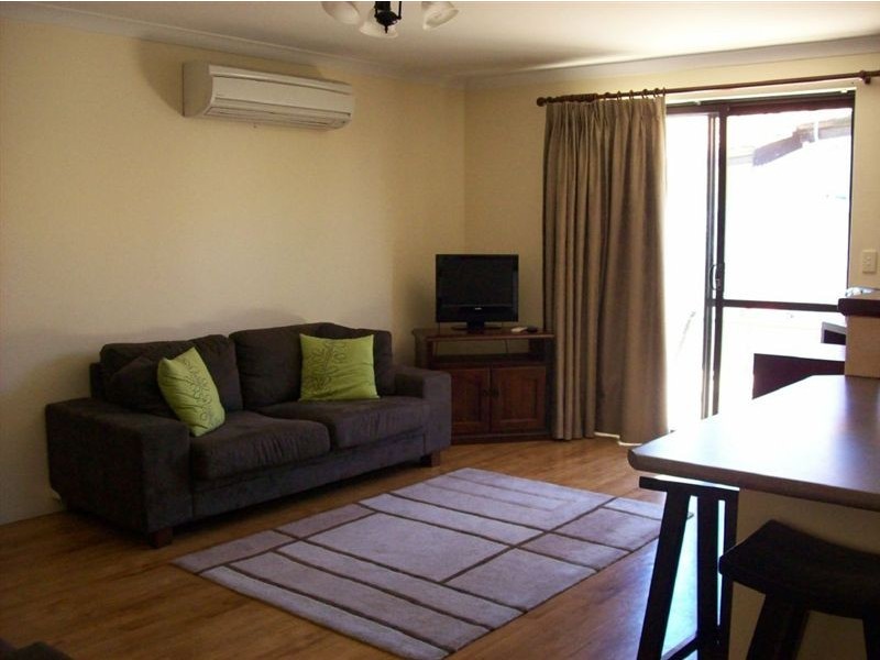 a/3 Sea shore Mews, South Bunbury WA 6230
