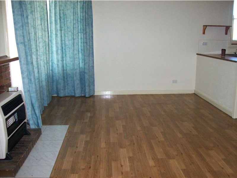 1 Knight Street, Withers WA 6230