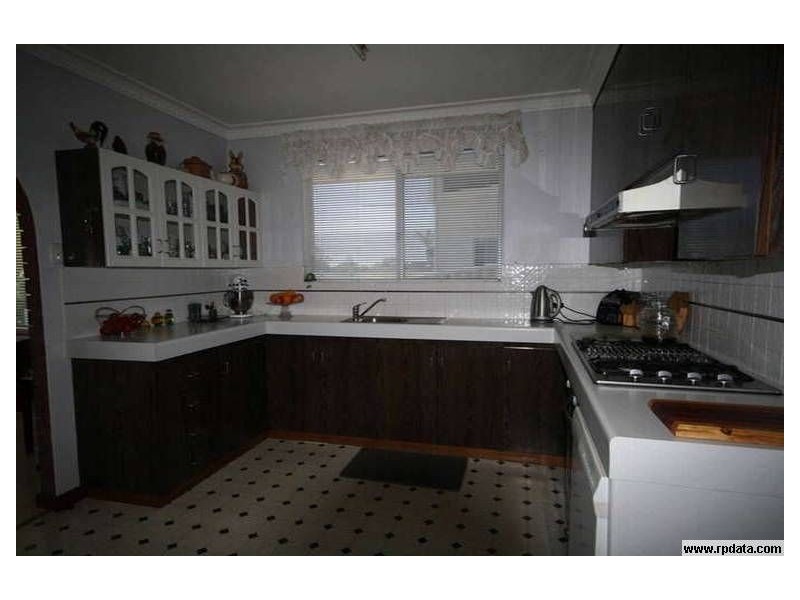 39 Hoylake Avenue, South Bunbury WA 6230