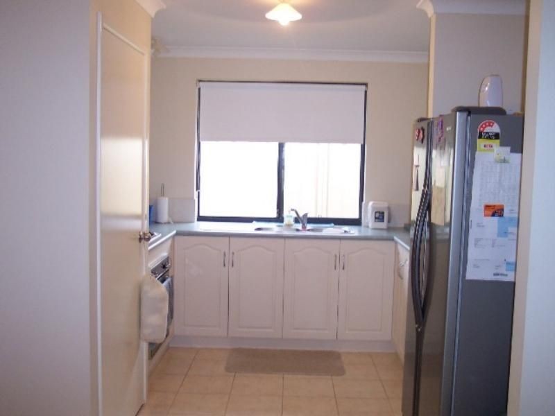 2/16 Curtin Mews, Eaton WA 6232