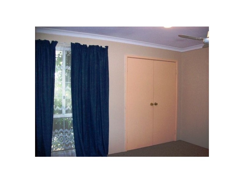 177 barnes, Australind WA 6233