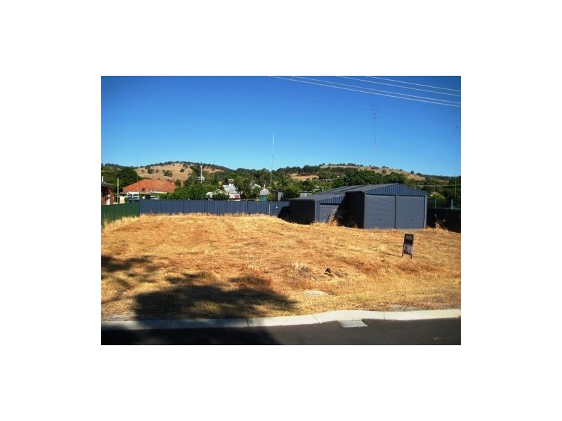 21 The Crescent, Brunswick WA 6224