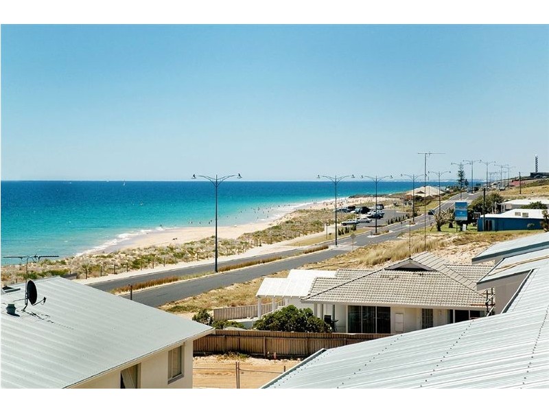 3/99 Ocean Drive, Bunbury WA 6230
