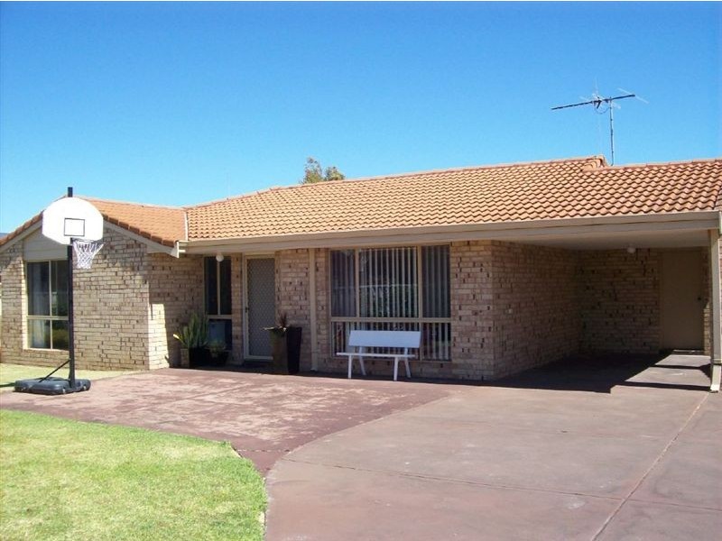 1/3 Halsey Street, South Bunbury WA 6230