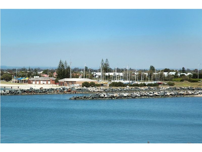 21/23 Casuarina Drive, Bunbury WA 6230