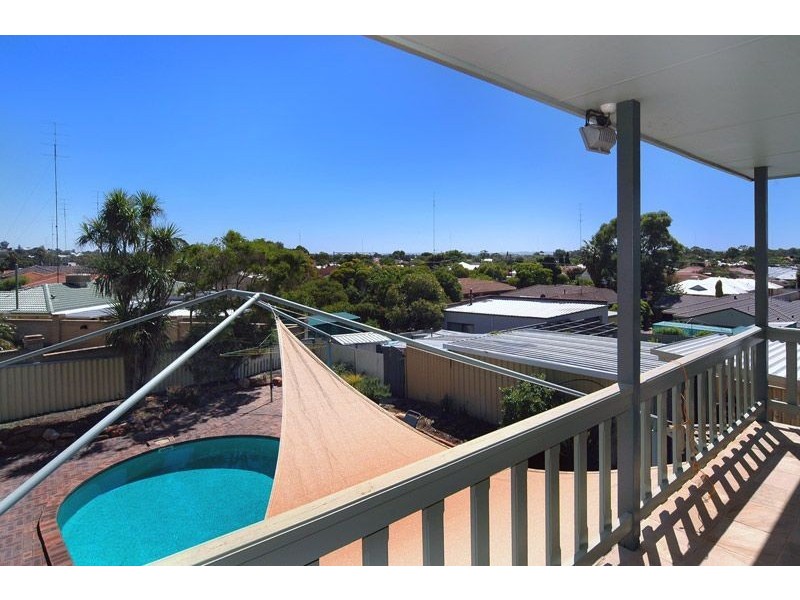 2 Gardner Place, South Bunbury WA 6230