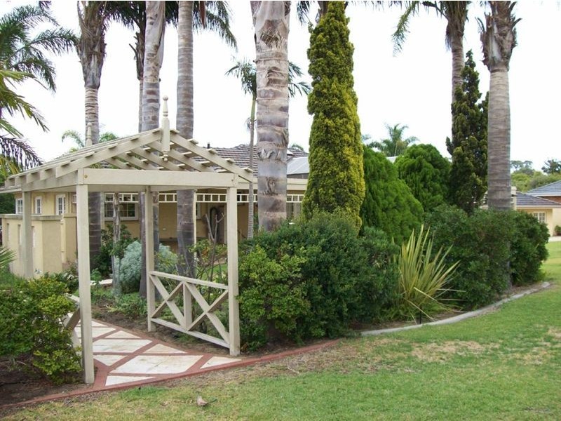 127 Minninup road, South Bunbury WA 6230