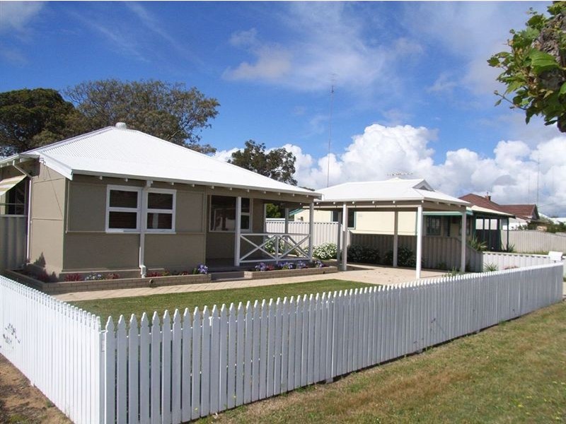 13 lowe street, Carey Park WA 6230