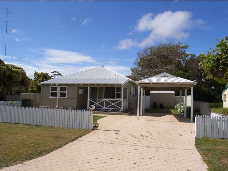 13 lowe street, Carey Park WA 6230