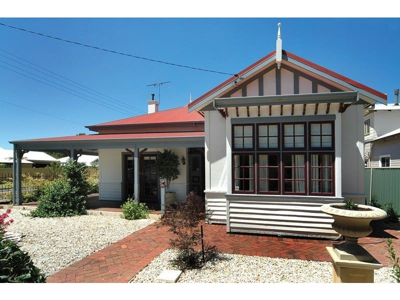 11 Sampson Road, Bunbury WA 6230