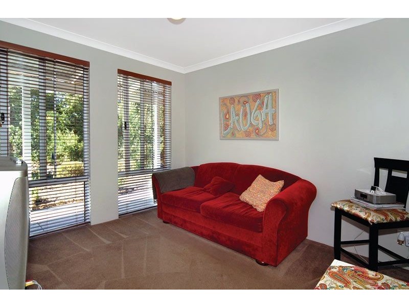 32 Marine Drive, Leschenault WA 6233