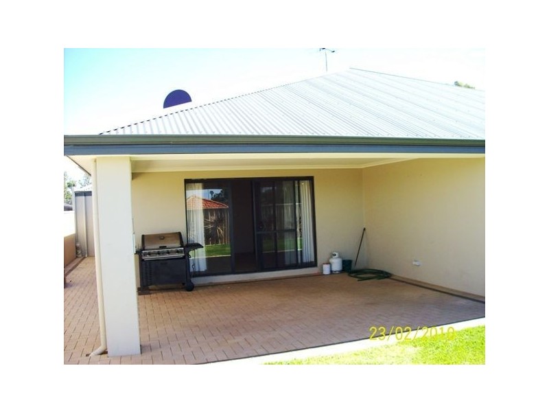 30 Peppermint Boulevard, College Grove WA 6230