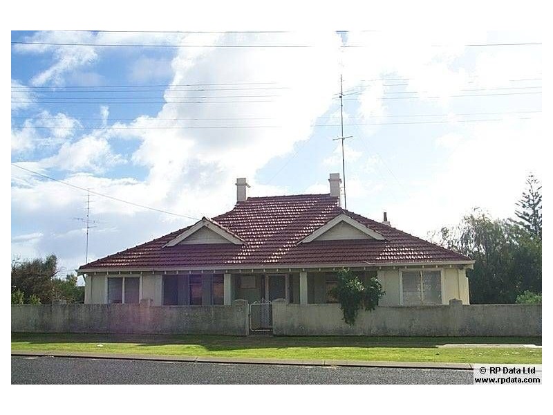 18 Wellington Street, Bunbury WA 6230