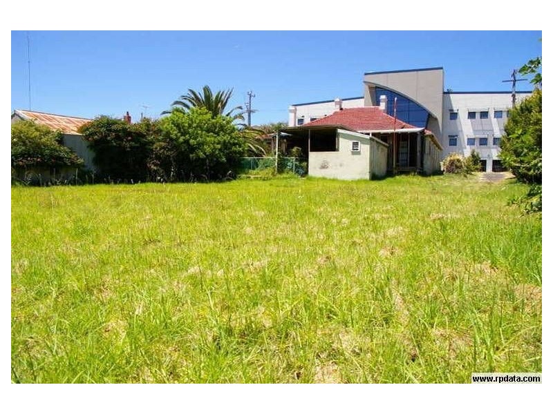 18 Wellington Street, Bunbury WA 6230