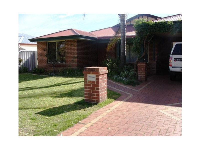 2 Northwood Gardens, Usher WA 6230