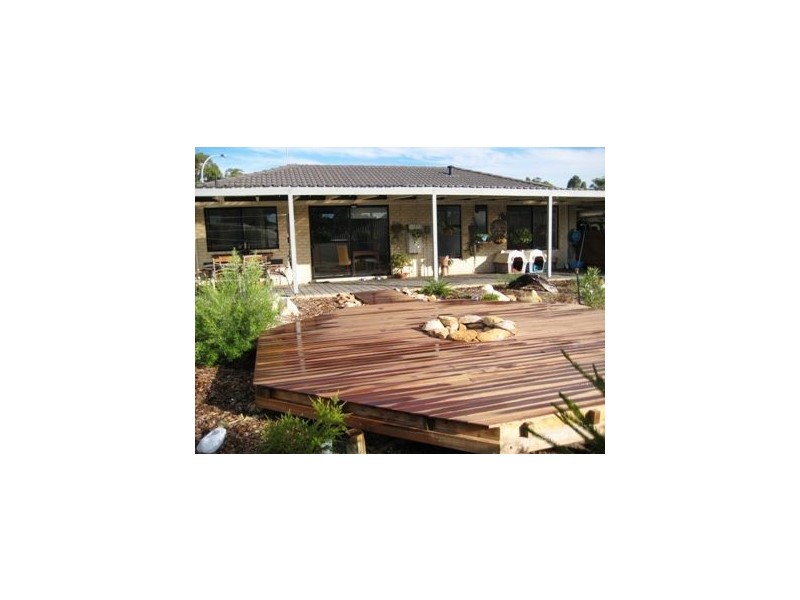 60 Somerville Drive, College Grove WA 6230