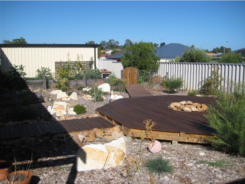 60 Somerville Drive, College Grove WA 6230