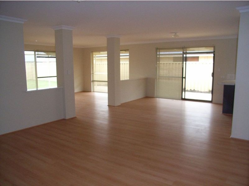 5 Hotham, Eaton WA 6232