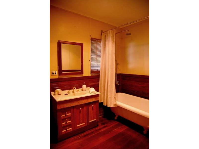 14 Charles Street, Bunbury WA 6230