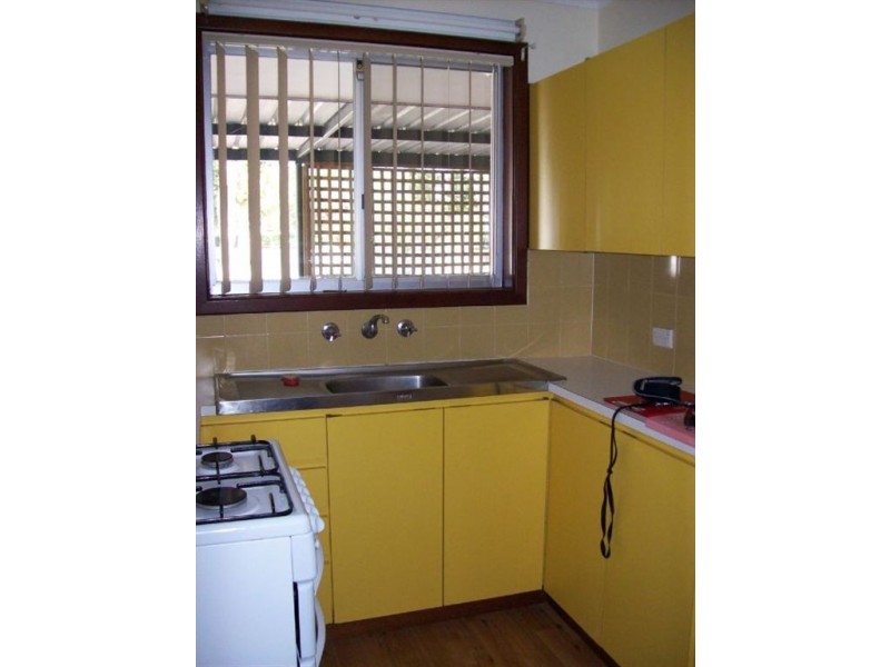 b/44 Jacaranda, Withers WA 6230