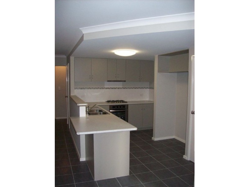 19C Lowe Street, Carey Park WA 6230