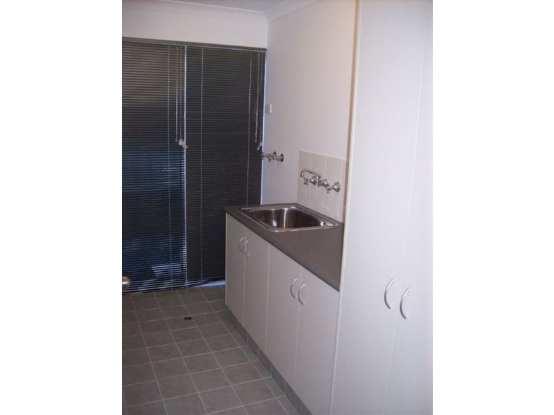 19C Lowe Street, Carey Park WA 6230