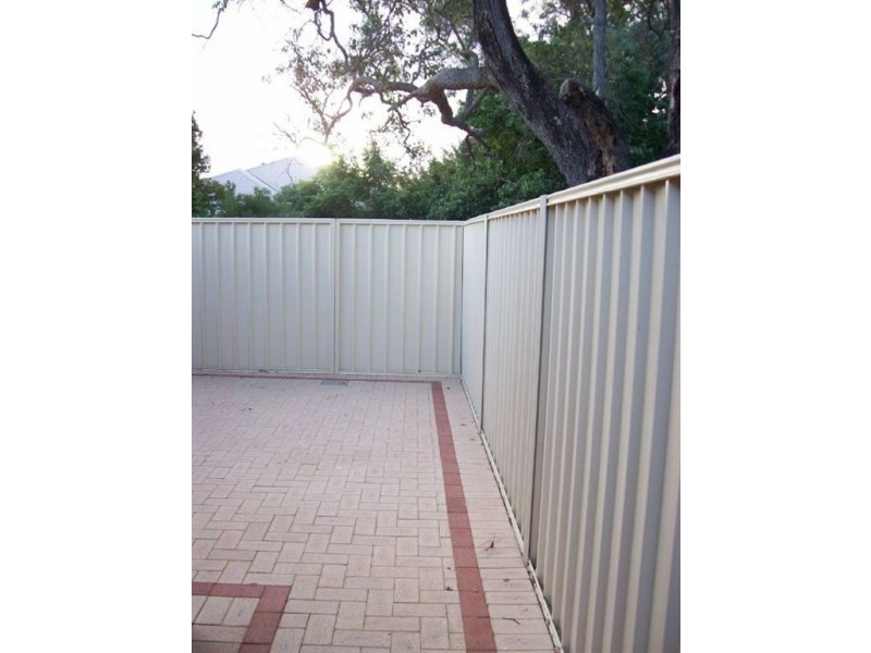 19C Lowe Street, Carey Park WA 6230