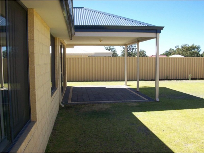 9 Sherriff Fairway, Dalyellup WA 6230