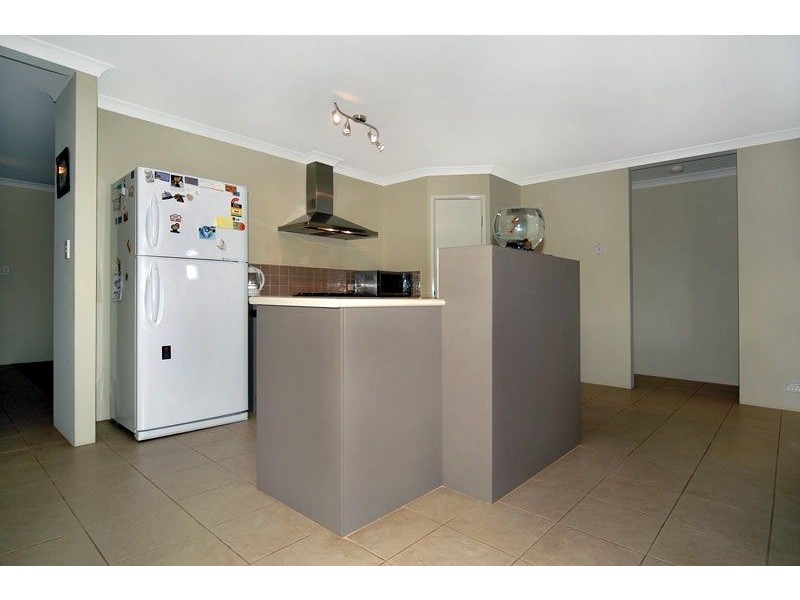 25 Swan Avenue, Millbridge WA 6232