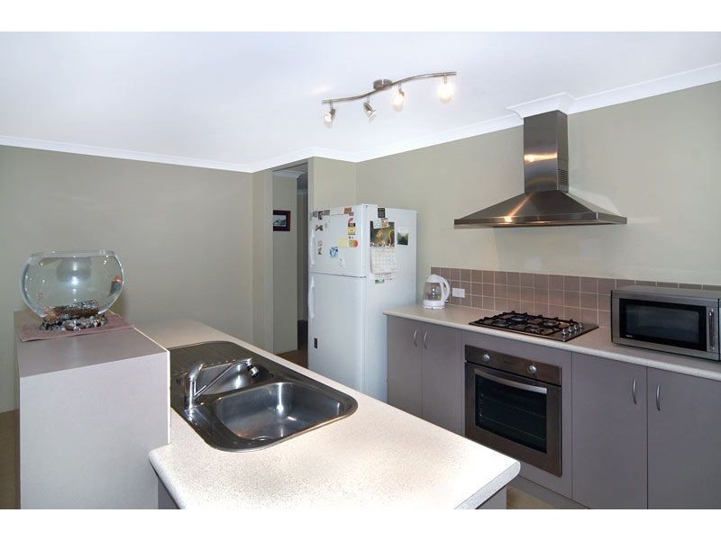 25 Swan Avenue, Millbridge WA 6232