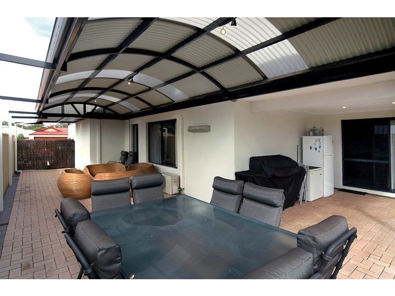 25 Swan Avenue, Millbridge WA 6232