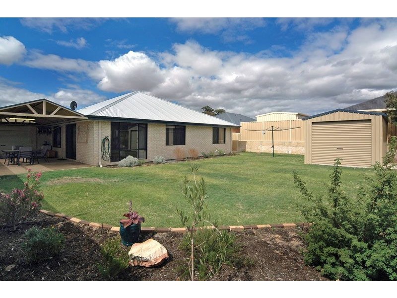 4 Polwarth Circuit, Eaton WA 6232