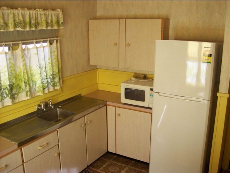 172 Forrest Avenue, Carey Park WA 6230