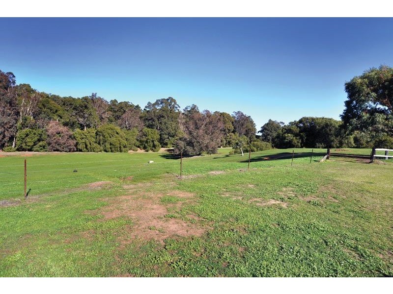 2176 Armstrong Road, Boyanup WA 6237