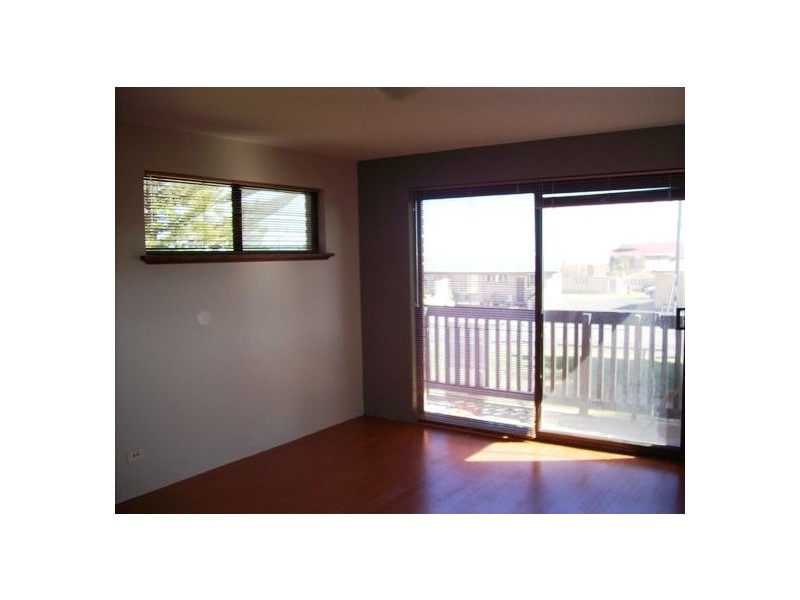 11/17 Greensell Street, Bunbury WA 6230