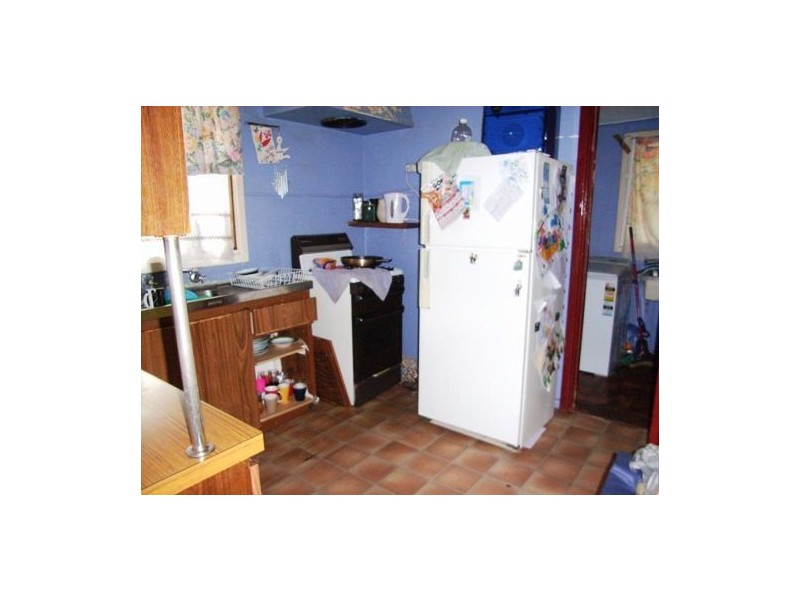 16 Doolan Street, Carey Park WA 6230