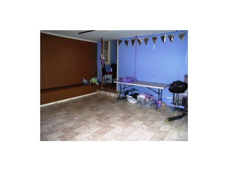 16 Doolan Street, Carey Park WA 6230