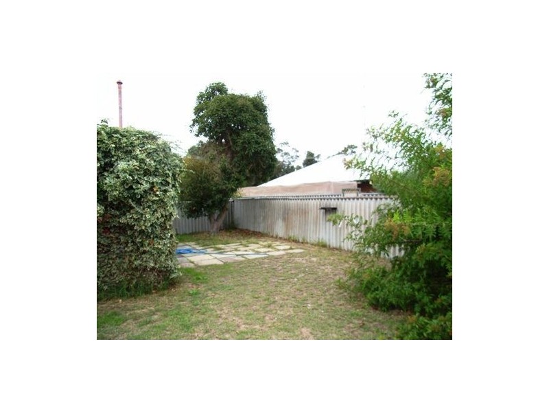 16 Doolan Street, Carey Park WA 6230