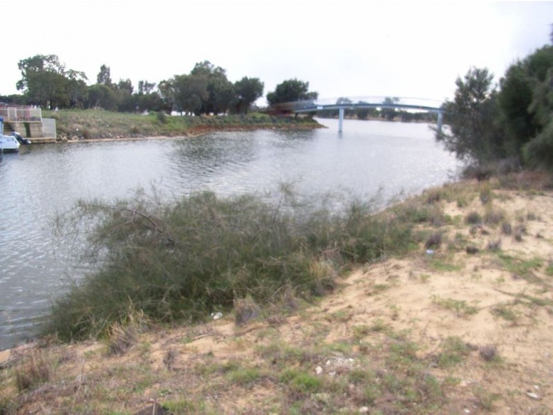 25c Riviera Way, Pelican Point WA 6230