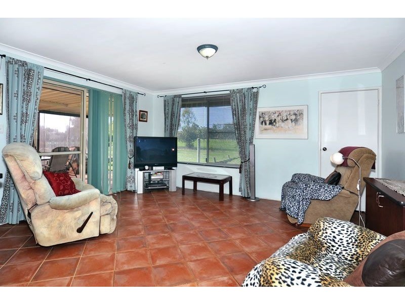 17 Hurst Road, Boyanup WA 6237