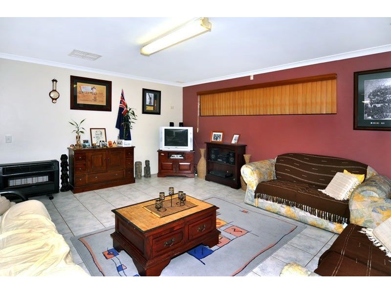 14 Birkdale Place, Pelican Point WA 6230