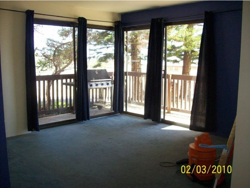 10/17 Greensell Street, Bunbury WA 6230