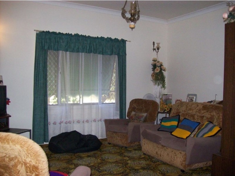 1 Frankel Street, Carey Park WA 6230