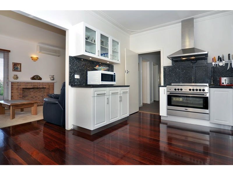 2 Churchill Drive, South Bunbury WA 6230