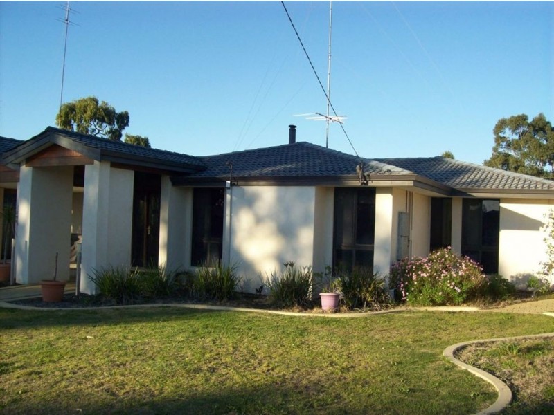 3 Bickerton Place, Bunbury WA 6230