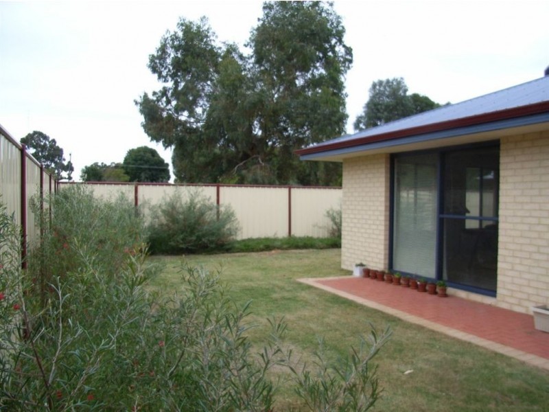 6c Clearys Road, Dardanup WA 6236