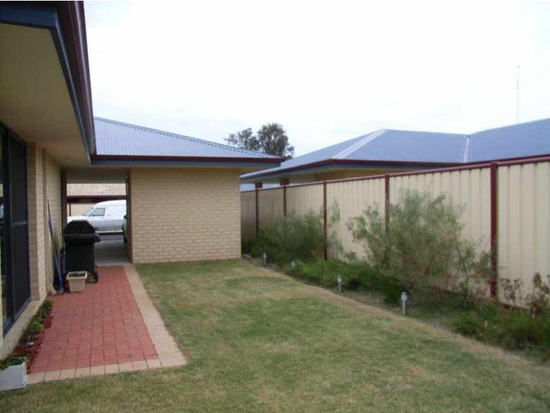 6c Clearys Road, Dardanup WA 6236