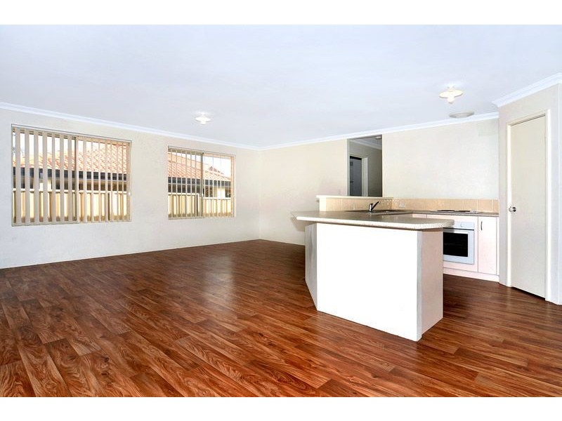 1/12 Bradford Loop, Eaton WA 6232