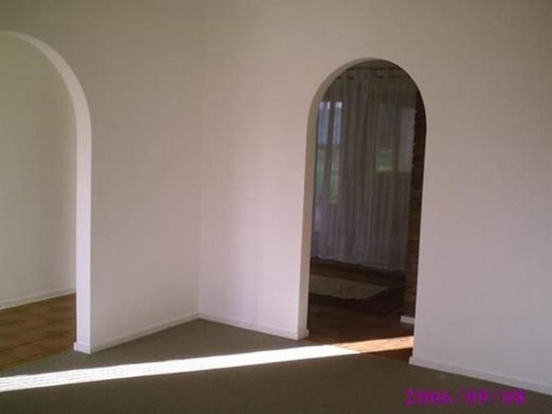 2 Becher Place, Australind WA 6233