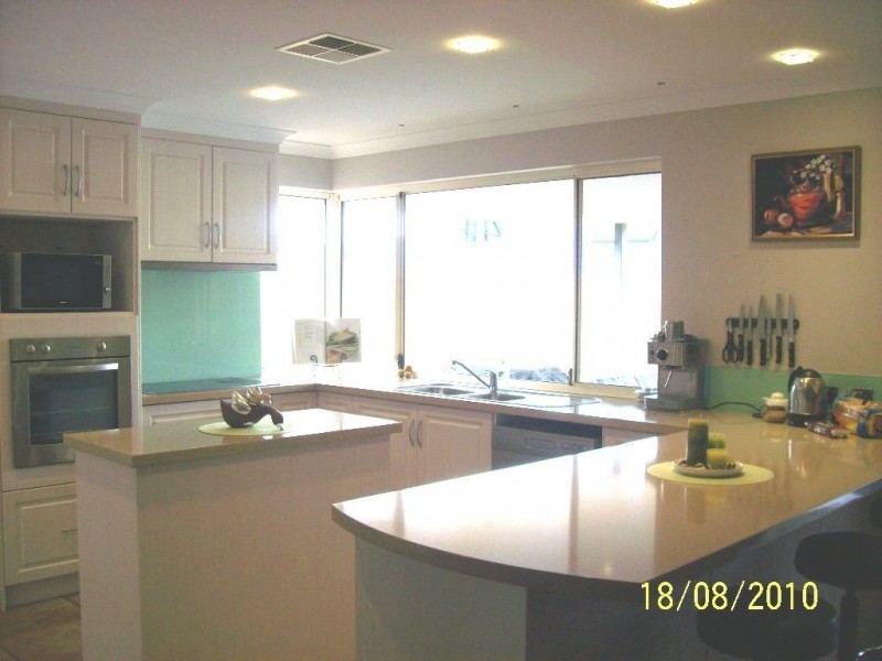 4 Holstein Drive, Eaton WA 6232